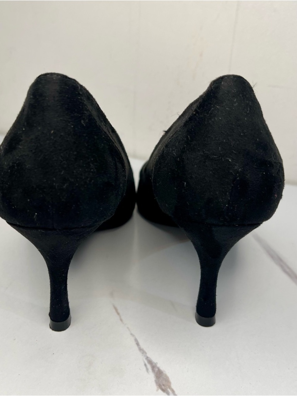 Elegant Black Pointed-Toe Suede & Patent Mid-Heel Pumps Size 8.5M - Picture 10 of 13